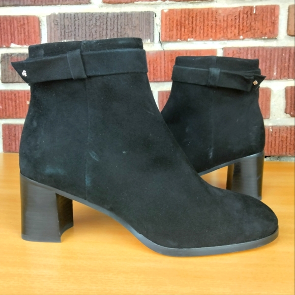 NWOT Kate Spade Madelaine Suede Ankle Strap Heeled Booties in Black Sz. 6B - Picture 2 of 10